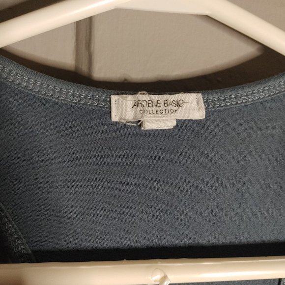 Lot of 5 Tank Tops - Picture 15 of 16